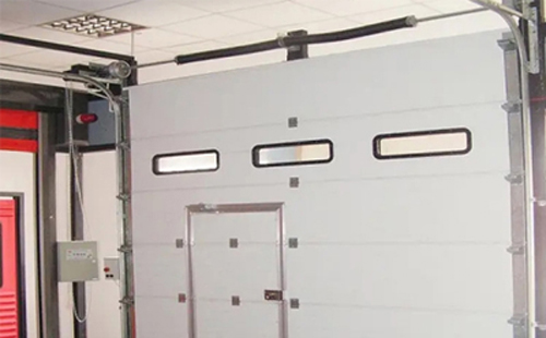 瓜州工业提升门的安装方法