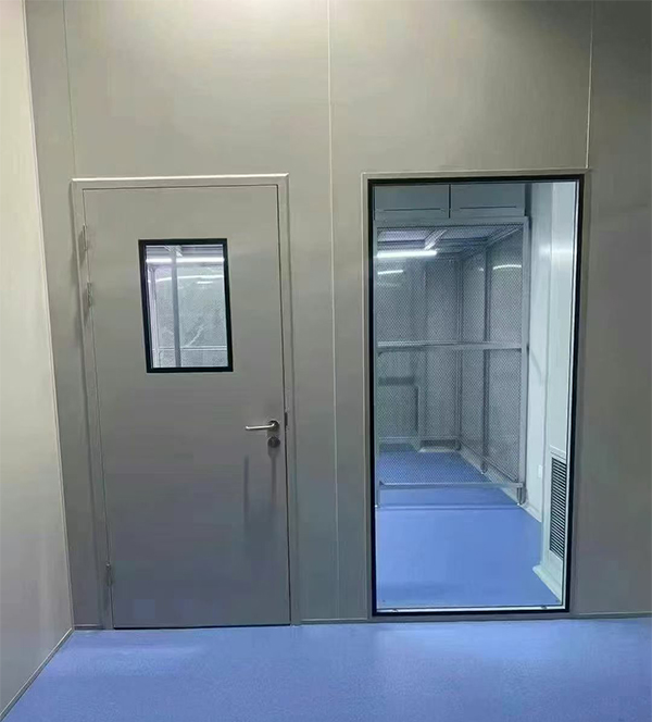 学校教学楼完成瓜州防火门标准化安装 学校教学楼完成瓜州防火门标准化安装